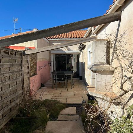 Maison Avec Jardin Et Garage Rochefort  Exterior photo